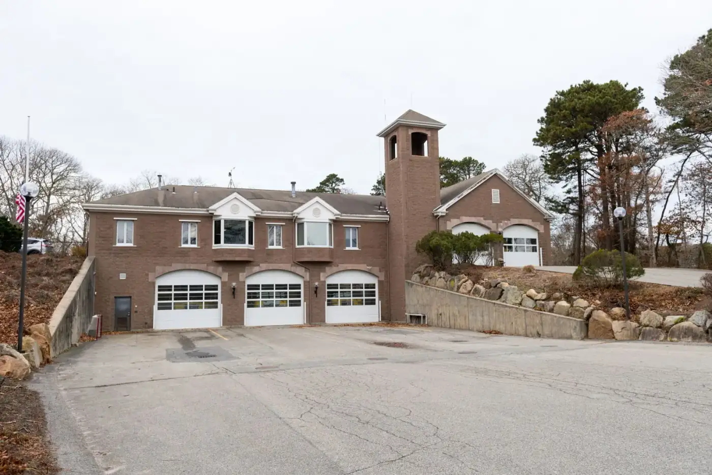 Fire Station &amp; Emergency Services Facility Roofing