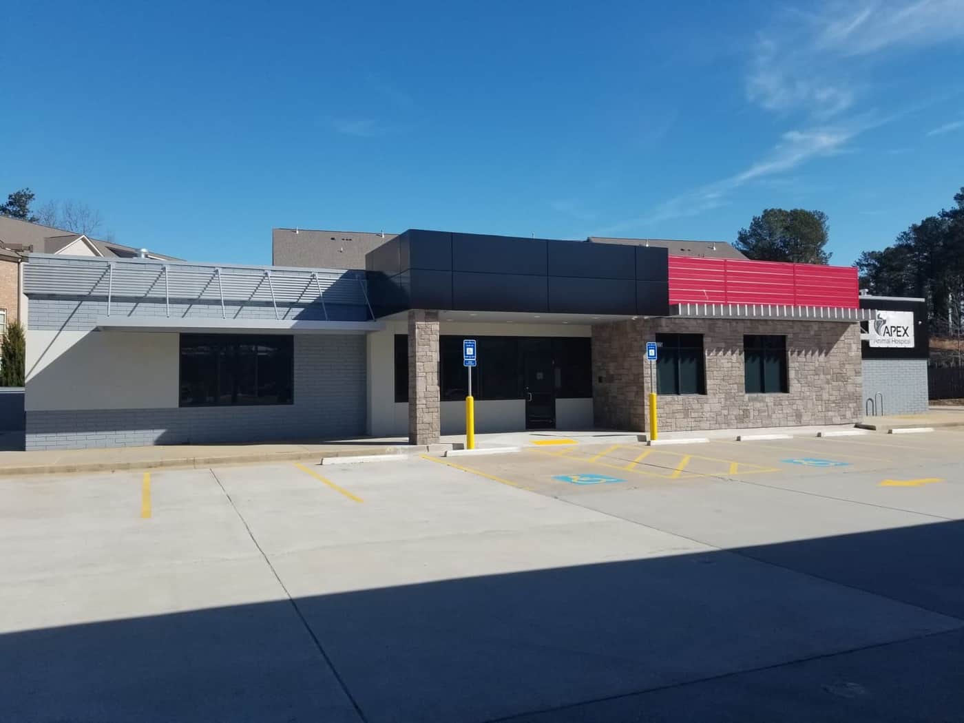 Veterinary Clinic &amp; Animal Hospital Roofing